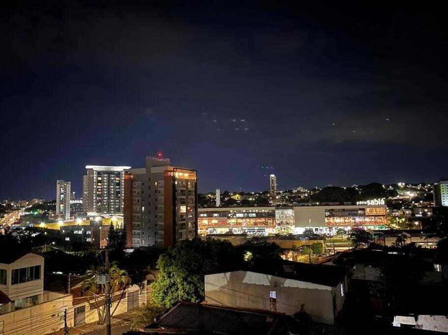 Apt No Santa Monica Proximo Ao Patio Sabia, Ufu Uberlândia Eksteriør bilde